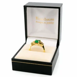Bague or jaune émeraude diamant