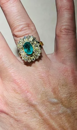 Bague Or jaune Émeraude Diamants
