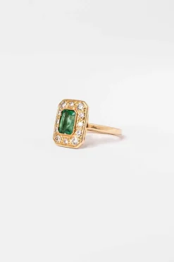 Bague or jaune émeraude et diamants