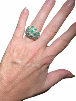 bague or jaune émeraudes et diamants