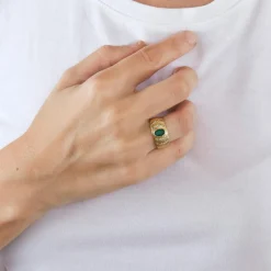 Bague or jaune moldavite diamants