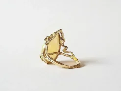 Bague or jaune opale
