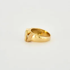 Bague or jaune opale