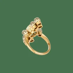 BAGUE OR JAUNE, OPALE ET DIAMANTS