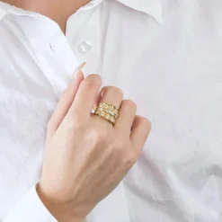 Bague or jaune pavage diamants
