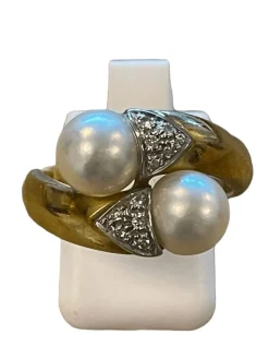 Bague or jaune, perles, diamants