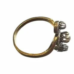 Bague or jaune, perles, diamants taille rose