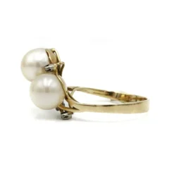 Bague or jaune perles et diamants
