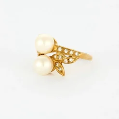 Bague or jaune, perles et diamants