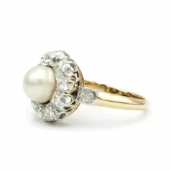 Bague or jaune, platine et diamants