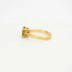 Bague or jaune péridot diamants