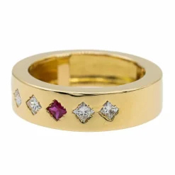 Bague Or jaune Rubis