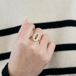 Bague or jaune rubis diamants