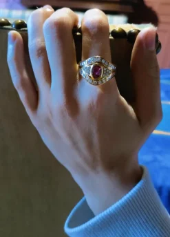 Bague or jaune rubis diamants