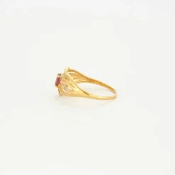 Bague or jaune rubis diamant