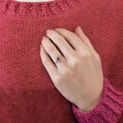 Bague or jaune rubis diamants