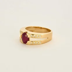 Bague or jaune rubis diamants