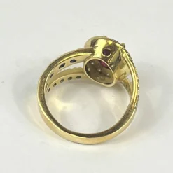 Bague Or jaune Rubis Diamants Saphir