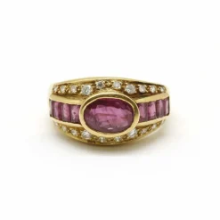 Bague or jaune rubis et diamants