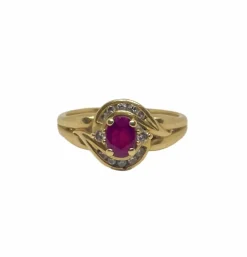 Bague or jaune rubis et diamants