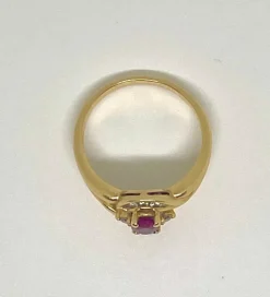 Bague or jaune rubis et diamants