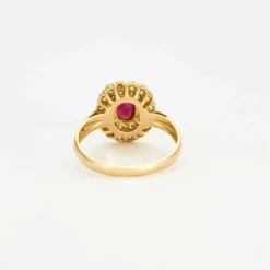 Bague or jaune rubis et diamants
