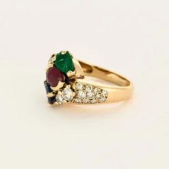 Bague or jaune, rubis, saphir, émeraude et diamants