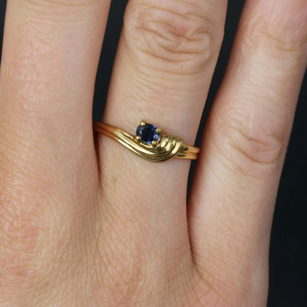 Bague or jaune saphir