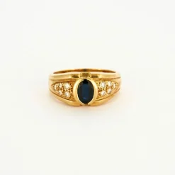 Bague or jaune, saphir, diamants