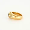 Bague or jaune, saphir, diamants
