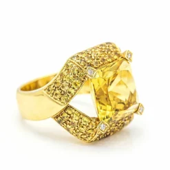 Bague Or jaune Saphir Diamants