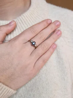 Bague or jaune saphir diamants
