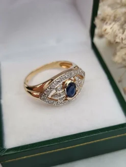 Bague or jaune saphir diamants