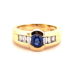 Bague or jaune, saphir et diamants