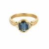 Bague or jaune, saphir et diamants