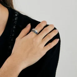 Bague or jaune, saphir et diamants