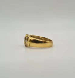 Bague or jaune saphir et diamants