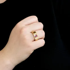 Bague or jaune saphir rose diamants