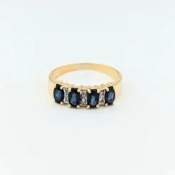 Bague or jaune saphirs diamants