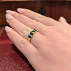 Bague or jaune saphirs diamants