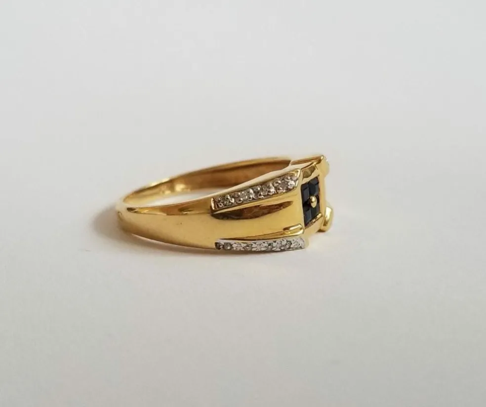 Bague or jaune saphirs et diamants
