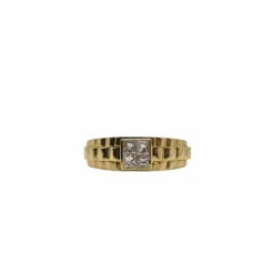 Bague or jaune sertie de diamants princesses