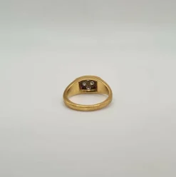 Bague or jaune sertie de diamants et rubis