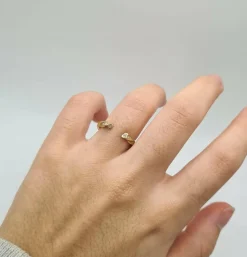 Bague or jaune sertie de diamants