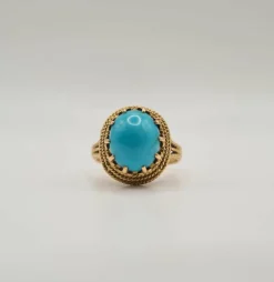 Bague or jaune sertie d’une turquoise