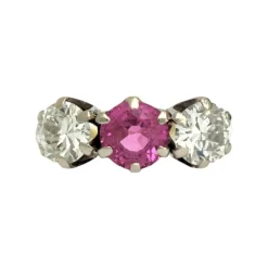 Bague or jaune trilogie saphir rose et diamants