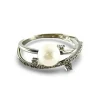 Bague or perle et diamants