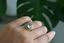 Bague or rose, améthyste verte, tsavorite