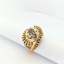 Bague or rose et rubis