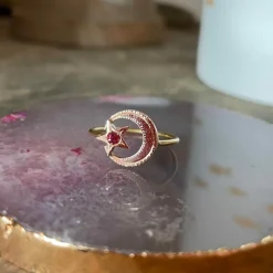 BAGUE OR ROSE LUNE ET ETOILE RUBIS